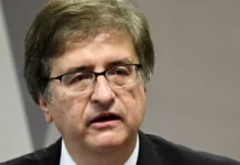 Gonet diz que não vê falta grave no caso da arma de Bolsonaro