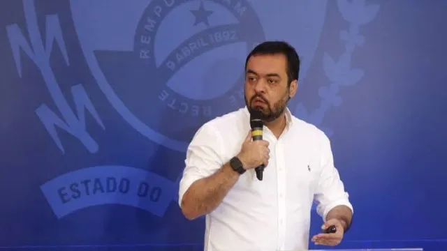 TSE rejeita recursos e mantém Cláudio Castro inelegível até 2030