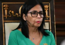 Ministro da Defesa do Brasil se reúne com presidenta da Venezuela