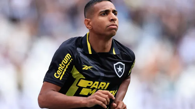 São Paulo chega a acordo pela contratação de Victor Sá, ex-Botafogo