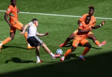 Alemanha vira sobre a Costa do Marfim e garante vaga na próxima fase