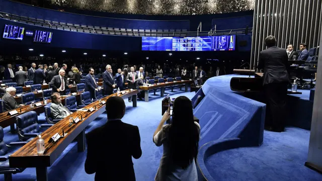 Senado aprova proposta que cria 'PIX Pensão', com pagamentos automáticos