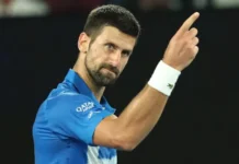 Djokovic leva susto, mas vence algoz de João Fonseca e avança em Wimbledon