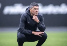 Pedro Emanuel promete tirar o Vasco da zona de rebaixamento
